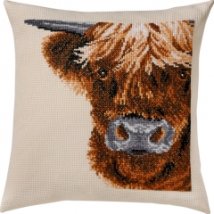 Набор для вышивания "Шотландская высокогорная корова (Scottish Highland cow)" PERMIN