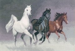 Набор для вышивания крестом "Дикие лошади//Wild Horses" Heritage Crafts