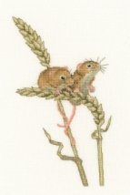 Набір для вишивання хрестиком "Польова миша//Harvest Mice" Heritage Crafts