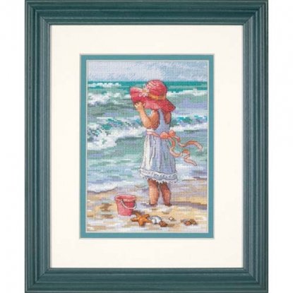 Набір для вишивання хрестиком "Дівчинка біля берега//Girl at the Beach" DIMENSIONS 65078